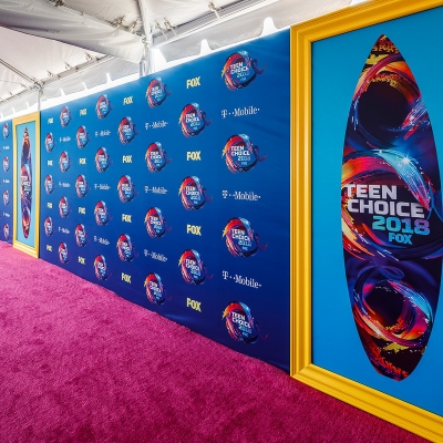 2018-Teen-Choice-Awards-Pink-Carpet